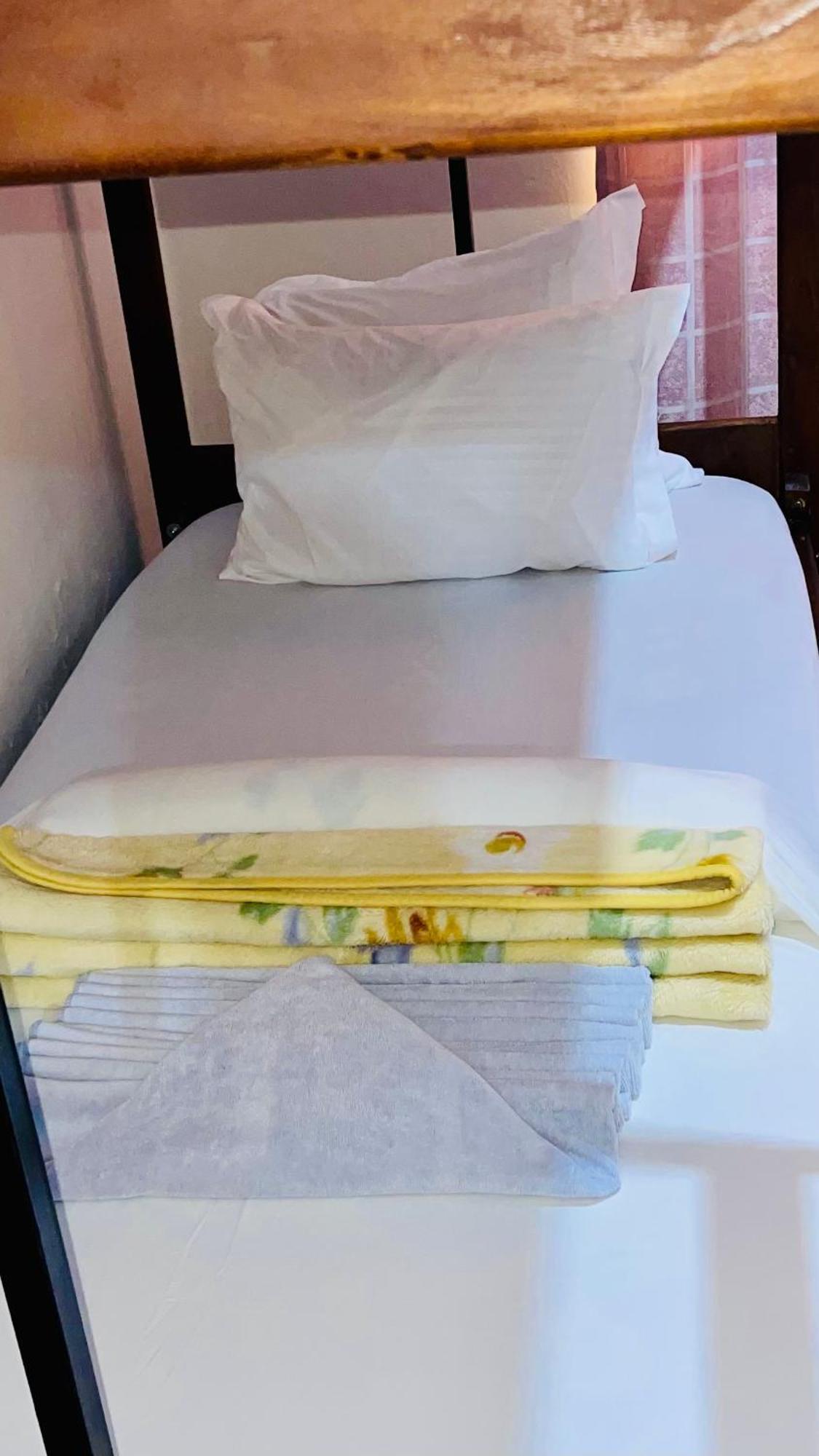 Sophie Homestay Moshi Esterno foto
