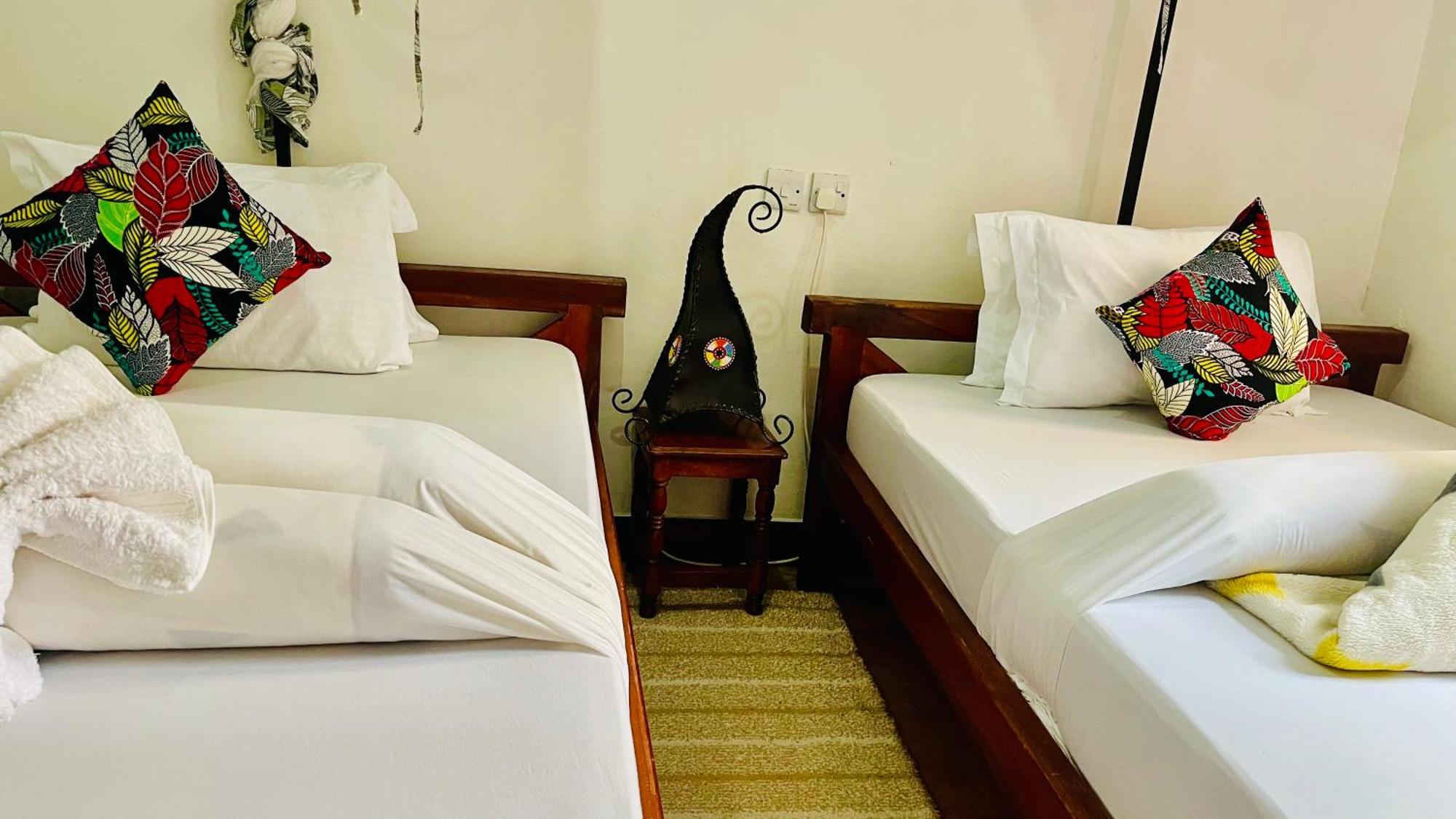 Sophie Homestay Moshi Esterno foto