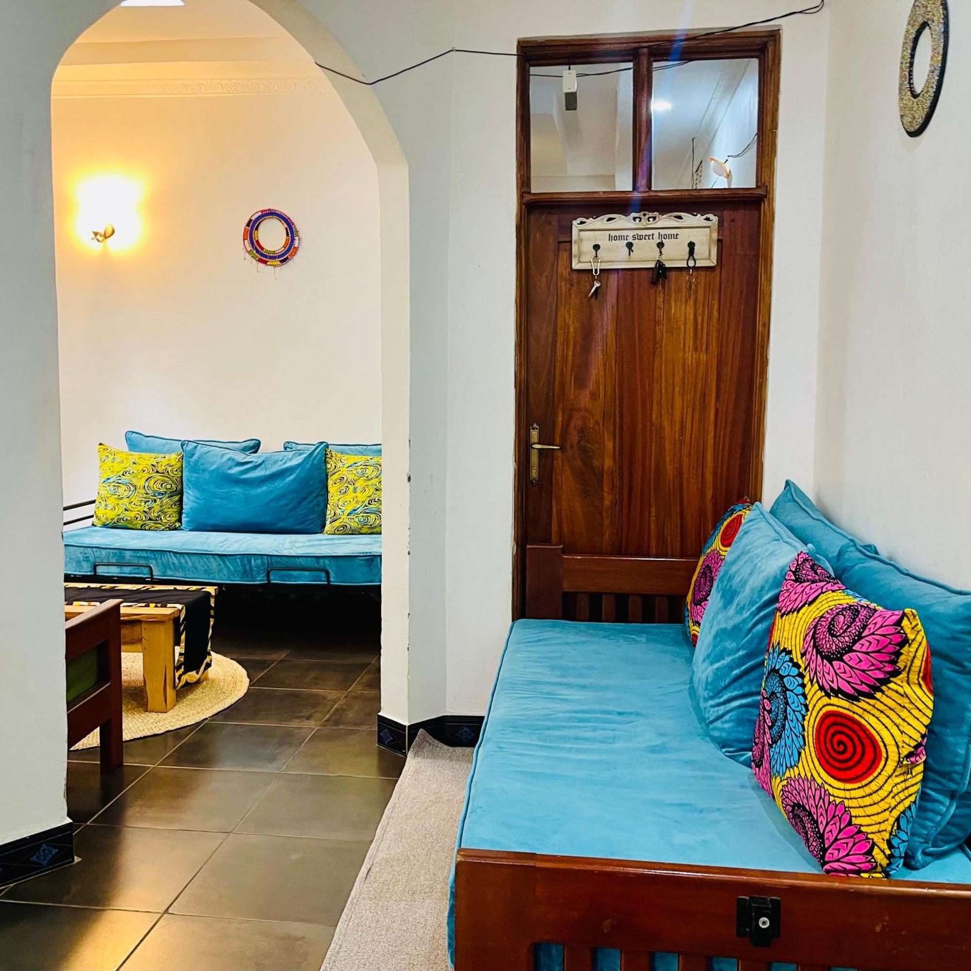 Sophie Homestay Moshi Esterno foto
